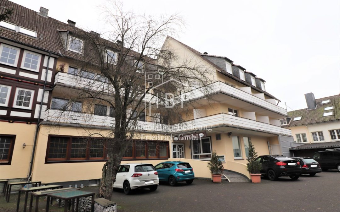 Geräumige Eigentumswohnung mit Balkon zentral in Bad Laasphe